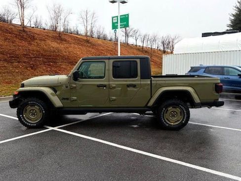 New 2026 Jeep Gladiator Willys AWD/4WD image 4