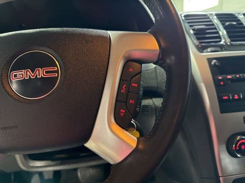 Used 2011 GMC Acadia SLE FWD image 10