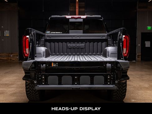 Used 2025 GMC Sierra 1500 Denali w/ Denali Reserve Package image 8