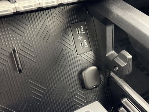 Certified 2024 Toyota Tacoma SR5 image 28