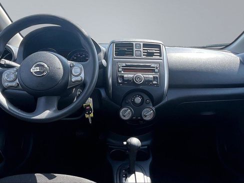 Used 2012 Nissan Versa SV w/ Convenience Pkg FWD image 18