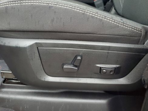 Used 2024 RAM 2500 Big Horn w/ Night Edition image 9