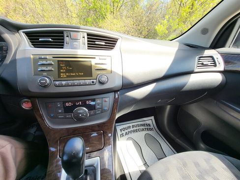 Used 2013 Nissan Sentra SL FWD image 18