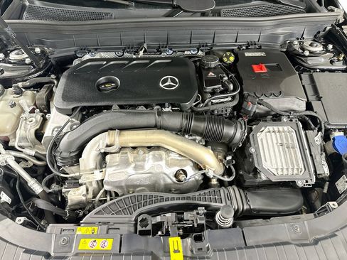 Certified 2024 Mercedes-Benz GLB 250 image 31