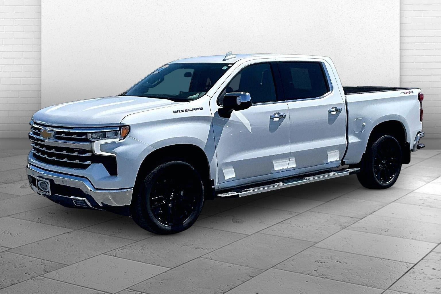 Used 2022 Chevrolet Silverado 1500 LTZ w/ LTZ Convenience Package II AWD/4WD image 13