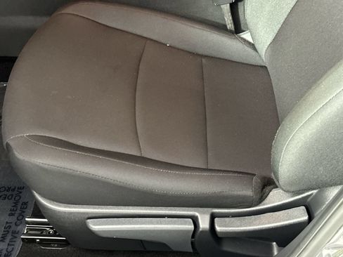 Certified 2025 Nissan Sentra S FWD image 12