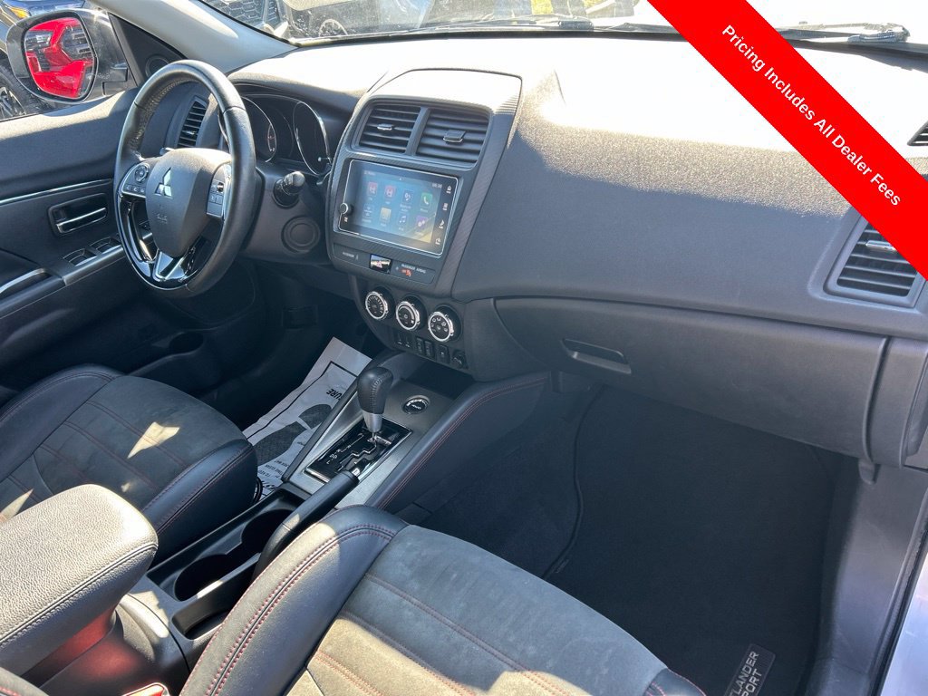 Used 2018 Mitsubishi Outlander Sport SE AWD/4WD image 19