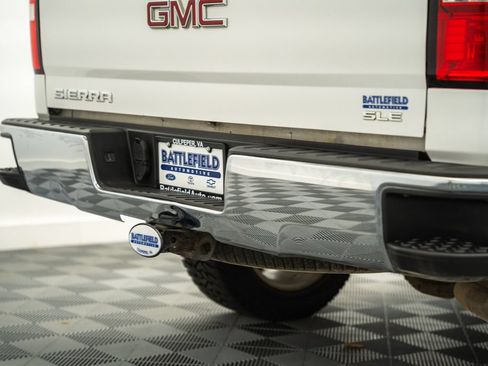 Used 2018 GMC Sierra 1500 SLE w/ Max Trailering Package AWD/4WD image 10
