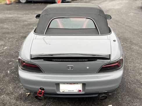 Used 2003 Honda S2000 image 11