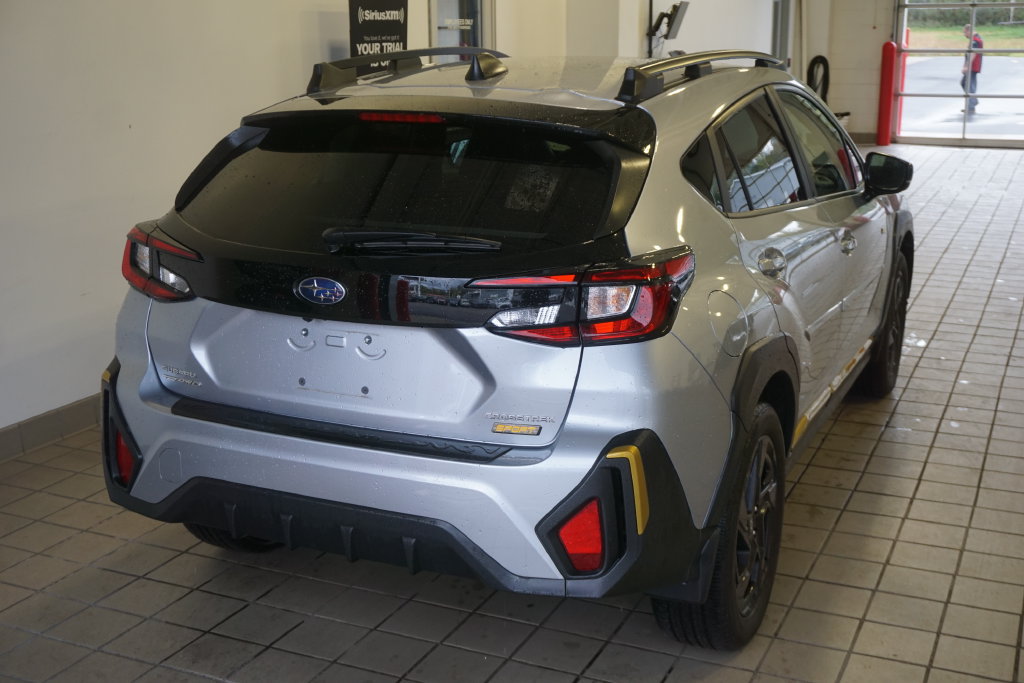 Used 2024 Subaru Crosstrek 2.5i Sport AWD/4WD image 15