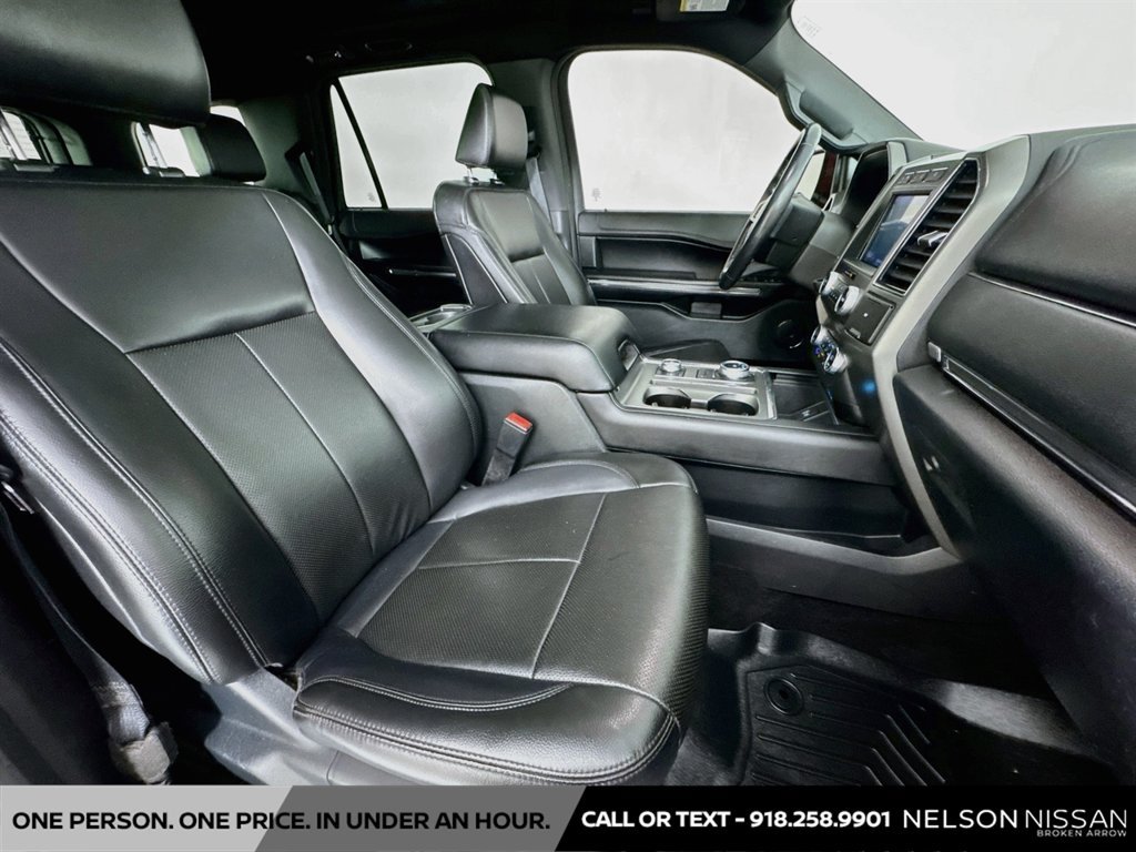 Used 2021 Ford Expedition XLT AWD/4WD image 30