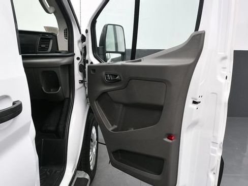 Used 2025 Ford Transit 250 Low Roof w/ Exterior Upgrade Package RWD image 13