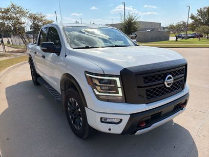 Used 2021 Nissan Titan PRO-4X w/ Pro-4x Convenience Package