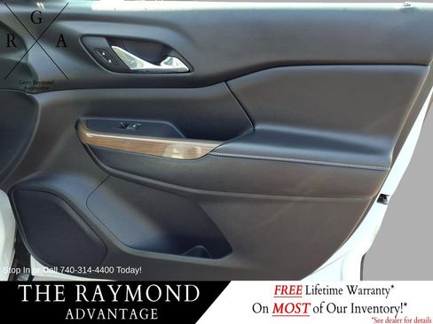 Used 2018 GMC Acadia SLE w/ Driver Alert Package I AWD/4WD image 10