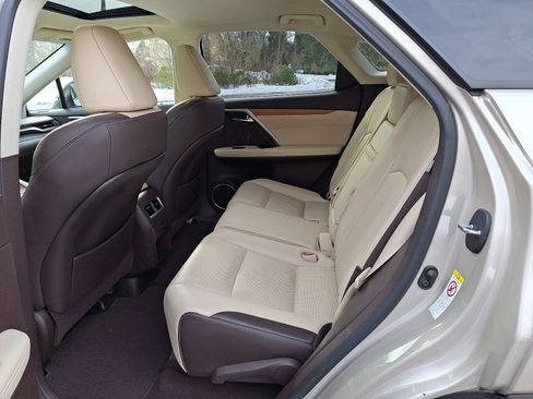 Used 2017 Lexus RX 350 AWD image 9