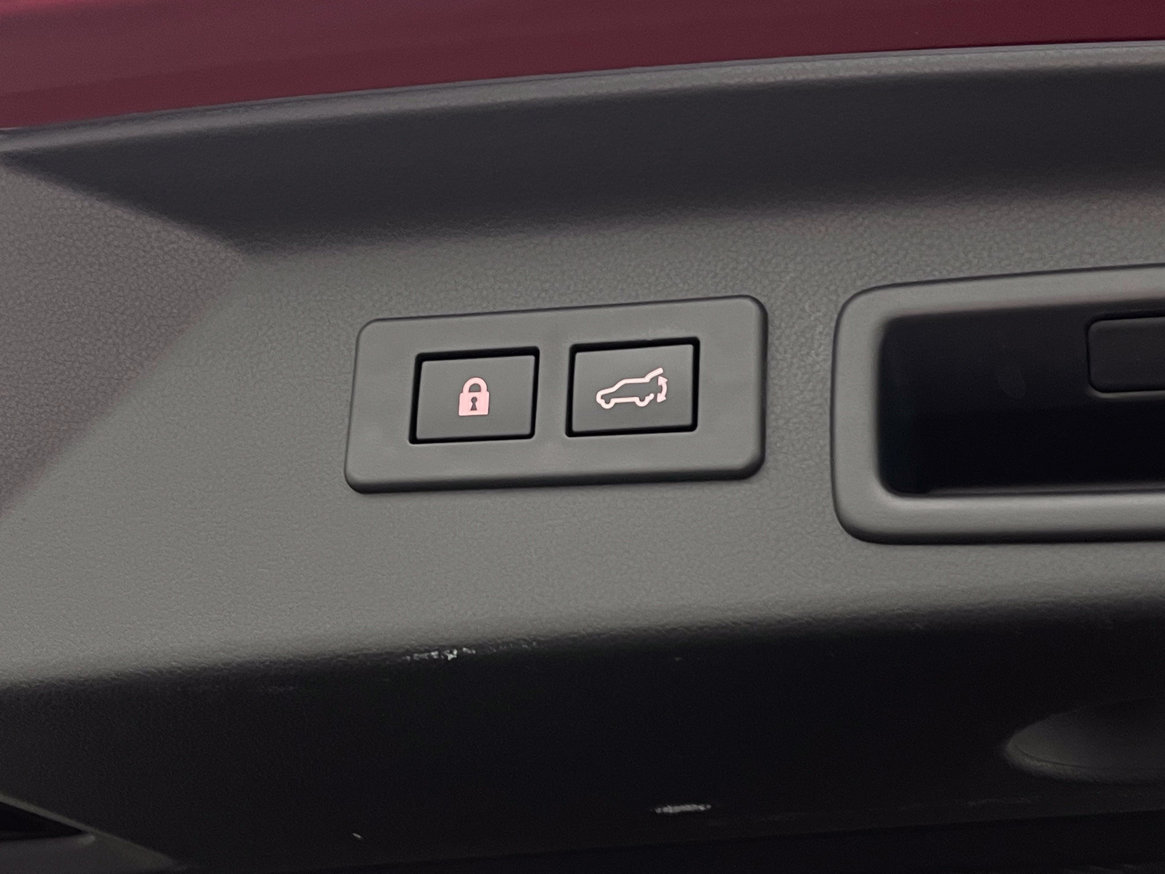 Used 2025 Subaru Forester Limited AWD/4WD image 10
