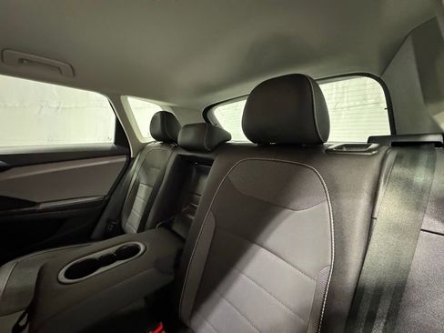 Used 2024 Volkswagen Taos SE image 24