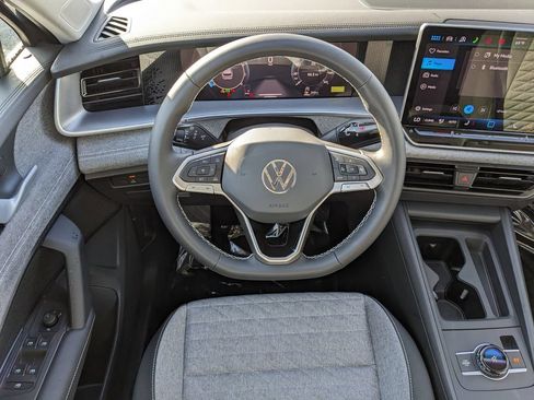 Certified 2026 Volkswagen Tiguan S FWD image 14