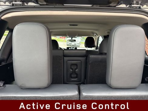 Used 2024 Mitsubishi Outlander SE image 19