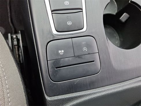 Used 2022 Ford Escape SE w/ Convenience Package image 23