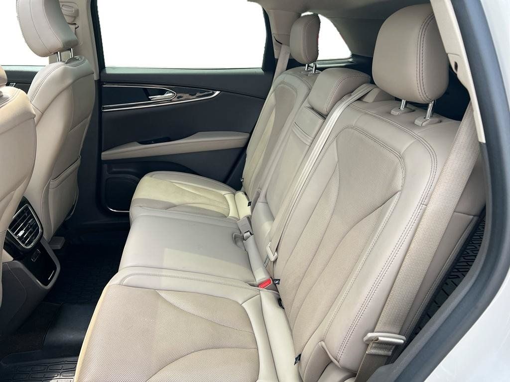 Certified 2023 Lincoln Nautilus Reserve AWD/4WD image 19