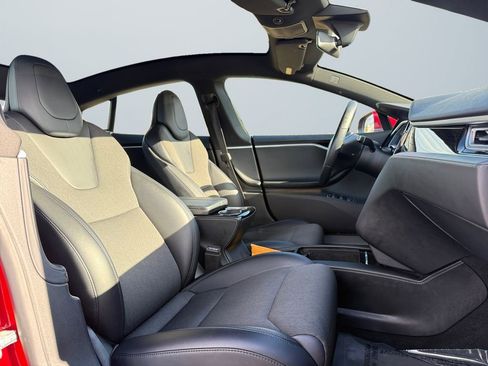 Used 2017 Tesla Model S 75D image 15