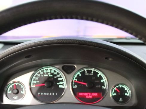 Used 2005 Pontiac Montana SV6 FWD image 19