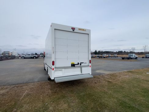 New 2024 Chevrolet Express 3500 w/ Power Convenience Package RWD image 36