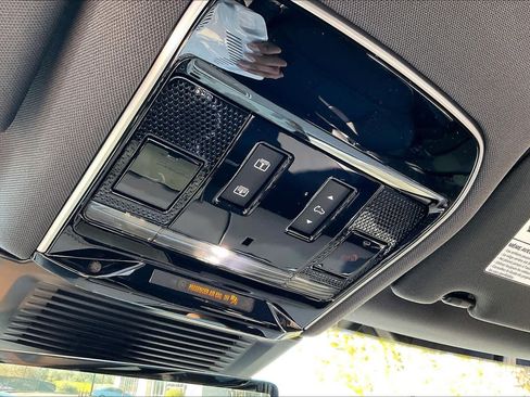 New 2026 Land Rover Range Rover Sport Dynamic SE image 22