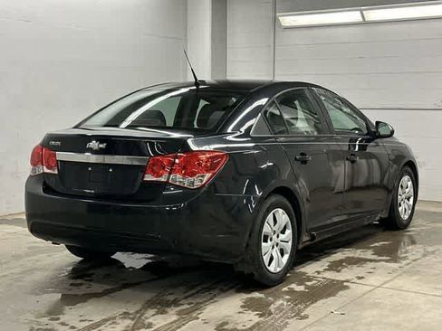 Used 2014 Chevrolet Cruze LS FWD image 20