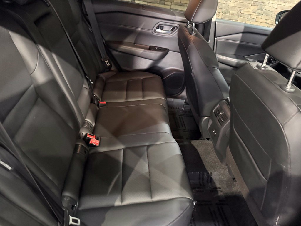 Certified 2025 Nissan Rogue SV w/ SV Premium Package FWD image 34