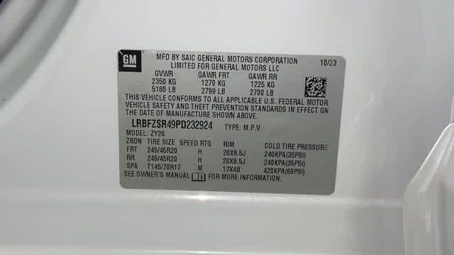 Used 2023 Buick Envision Avenir AWD/4WD image 12