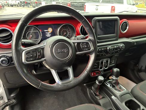 Used 2018 Jeep Wrangler Unlimited Rubicon w/ Steel Bumper Group image 5