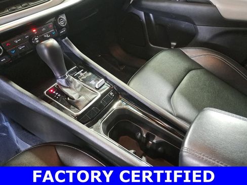 Certified 2025 Jeep Compass Limited AWD/4WD image 24
