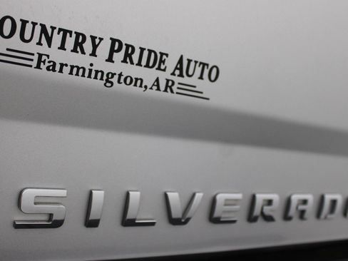 Used 2018 Chevrolet Silverado 1500 LT w/ All Star Edition AWD/4WD image 29