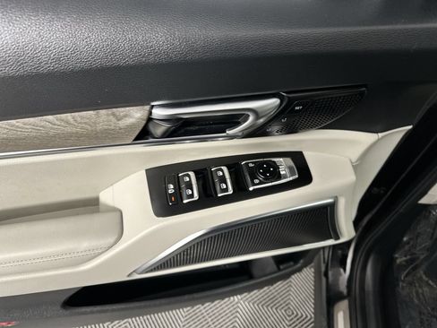 Used 2022 Kia Telluride SX w/ SX Prestige Package AWD/4WD image 5