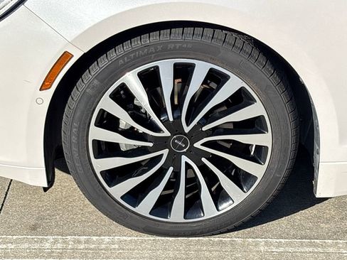 Used 2018 Lincoln MKZ Black Label w/ Technology Package image 13