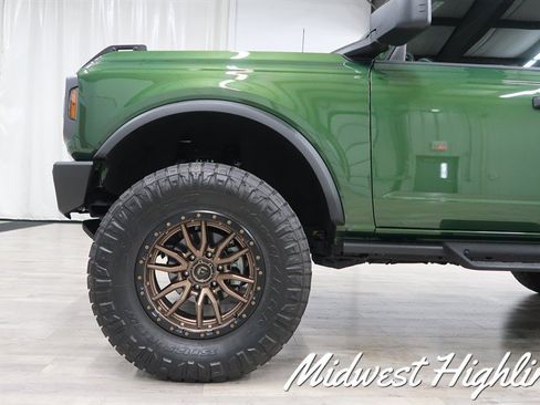 Used 2024 Ford Bronco Badlands AWD/4WD image 14