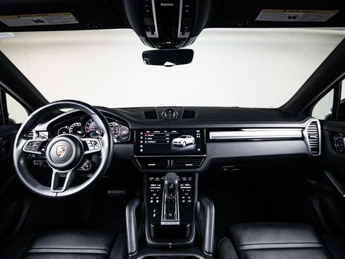 Certified 2023 Porsche Cayenne Platinum Edition AWD/4WD image 25