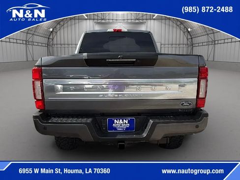 Used 2021 Ford F250 Platinum AWD/4WD image 4