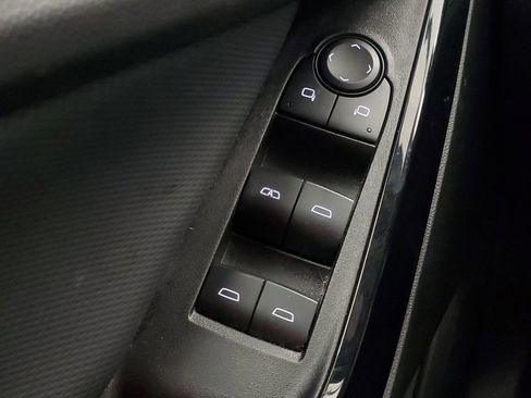 Used 2025 Chevrolet Equinox LT image 15