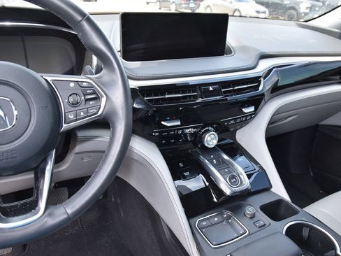 Used 2024 Acura MDX SH-AWD w/ Advance Package image 7
