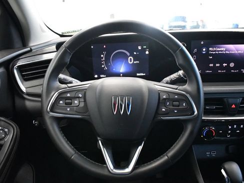 Used 2025 Buick Encore GX Preferred FWD image 30