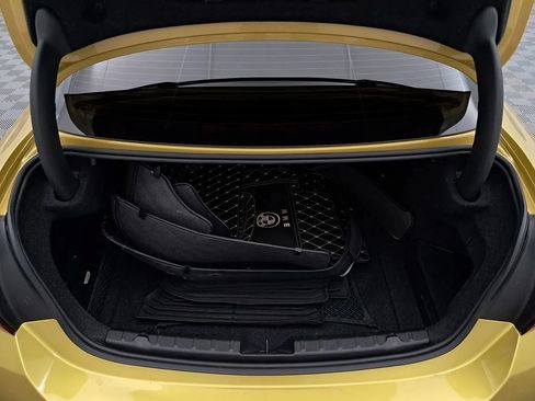 Used 2018 BMW M4 Coupe RWD image 39