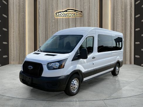 Used 2023 Ford Transit 350 XL image 3