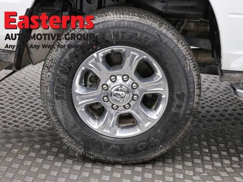 Used 2024 RAM 2500 Big Horn w/ Protection Group AWD/4WD image 32