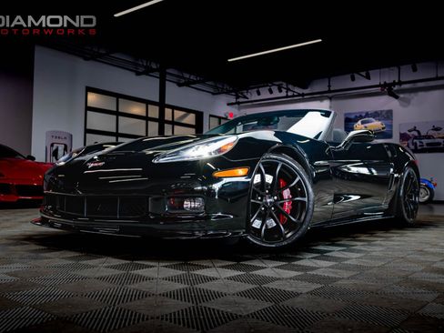 Used 2013 Chevrolet Corvette 427 w/ Z06 Carbon Fiber Package image 1