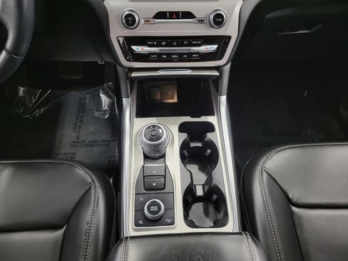 Used 2023 Ford Explorer XLT w/ Equipment Group 202A image 16