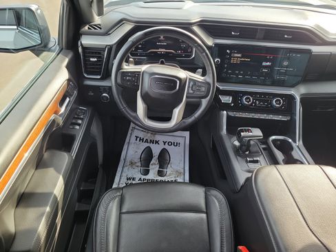 Used 2024 GMC Sierra 1500 Denali image 10