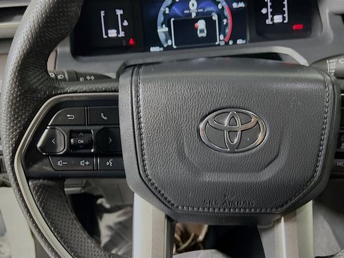 Used 2024 Toyota Tacoma SR5 image 19